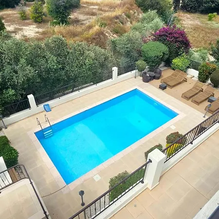 Hillside Azure Polis