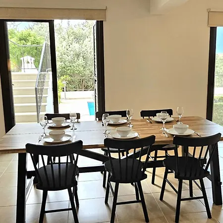 Hillside Azure * Polis