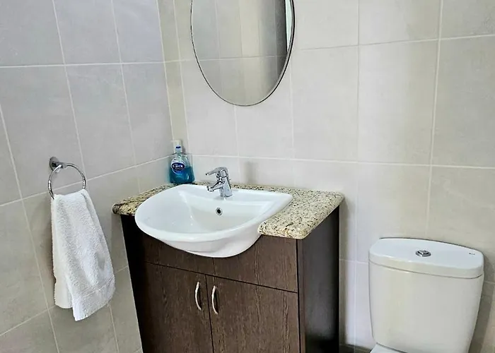 فيلة Hillside Azure *